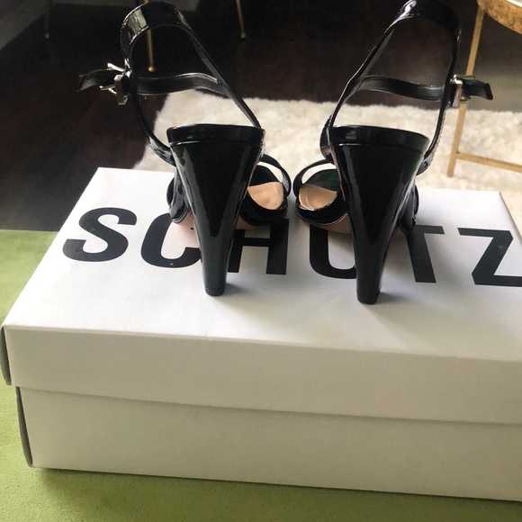 Size 5 schutz sandal - Picture 3 of 4